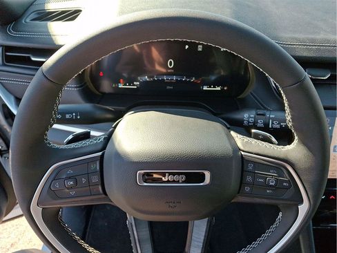 New 2026 Jeep Grand Cherokee Limited w/ Trailer Tow Package image 14