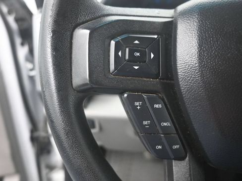 Used 2019 Ford F250 XLT AWD/4WD image 3