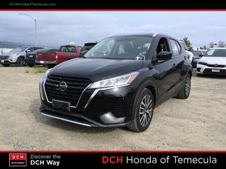 Used 2021 Nissan Kicks SV video 1