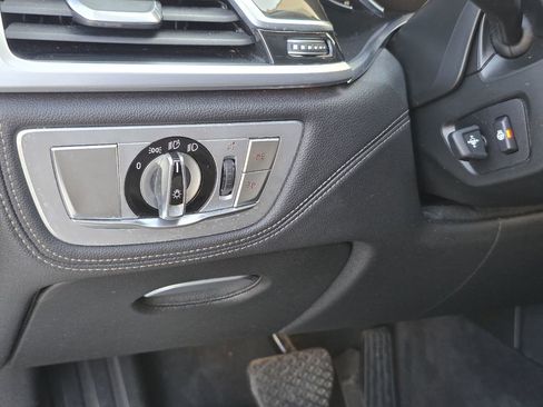 Used 2019 BMW 750i w/ Executive Package image 18