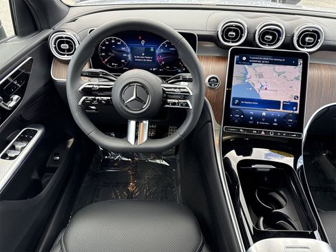 Used 2025 Mercedes-Benz GLC 300 GLC 300 Coupe image 12