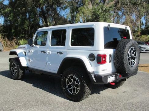 New 2026 Jeep Wrangler Unlimited Rubicon AWD/4WD image 4