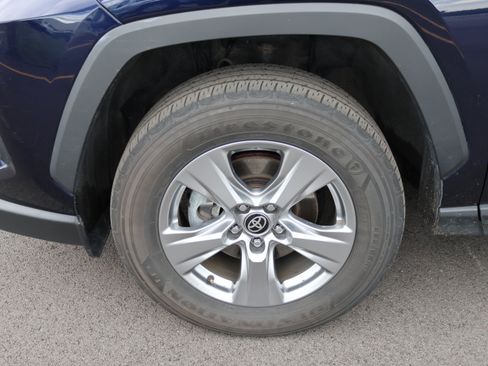 Certified 2024 Toyota RAV4 XLE FWD image 9