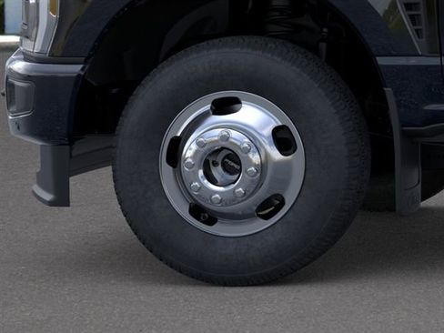 New 2026 Ford F350 Platinum AWD/4WD image 19