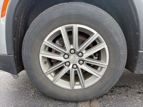 Certified 2023 Chevrolet Traverse LT w/ LPO, Floor Liner Package image 9