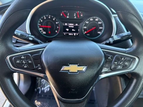 Used 2024 Chevrolet Malibu LT FWD image 17