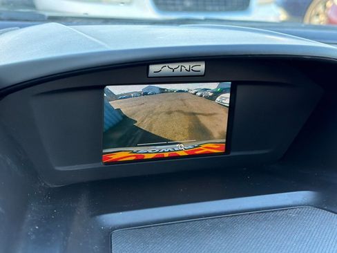 Used 2017 Ford Escape SE image 18