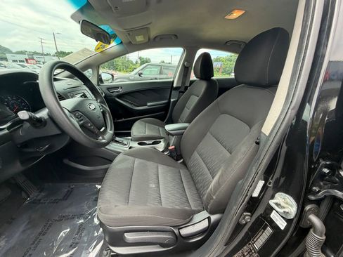 Used 2016 Kia Forte LX FWD image 10