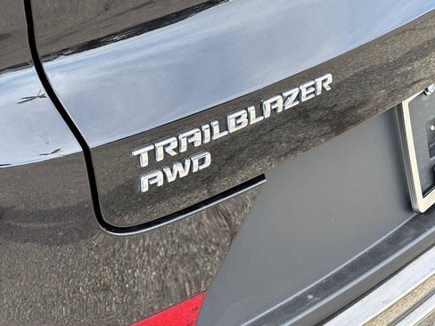 Certified 2023 Chevrolet TrailBlazer ACTIV w/ Convenience Package image 9