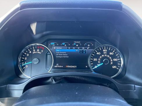 Used 2017 Ford F150 Lariat image 23