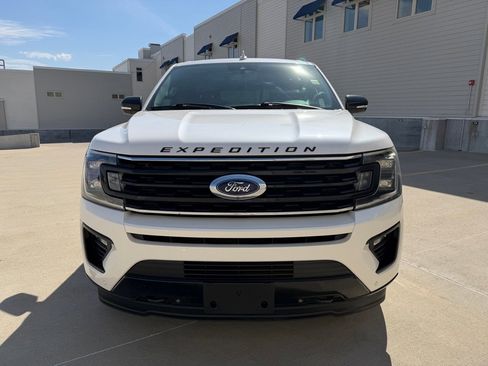 Used 2019 Ford Expedition Max Limited w/ Equipment Group 303A image 2