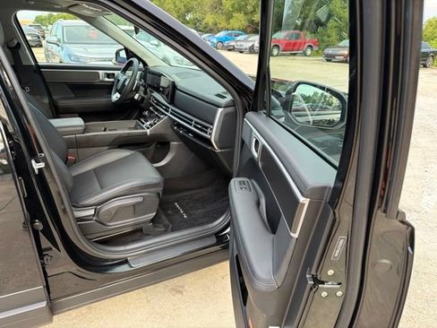 Used 2026 Hyundai Santa Fe SEL FWD image 27
