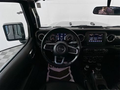 Used 2021 Jeep Wrangler Unlimited Sahara image 22