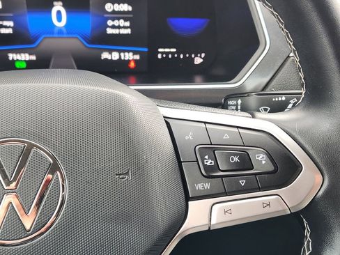Used 2022 Volkswagen Tiguan S image 19