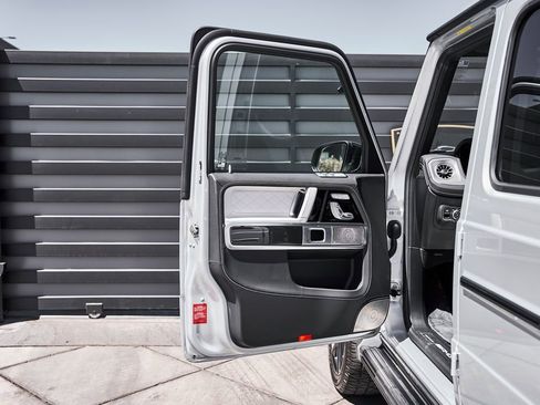 Used 2026 Mercedes-Benz G 63 AMG 4MATIC image 30