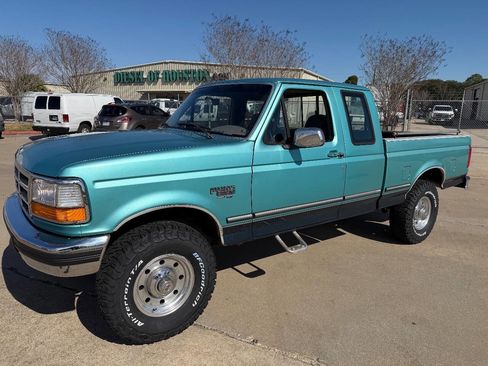 Used 1997 Ford F250 4x4 SuperCab Heavy Duty image 1