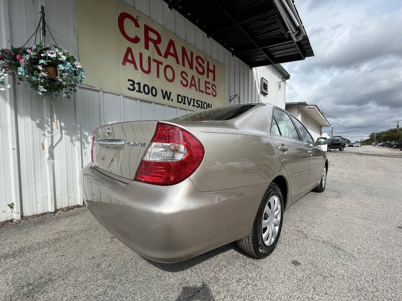 Used 2004 Toyota Camry LE FWD image 3