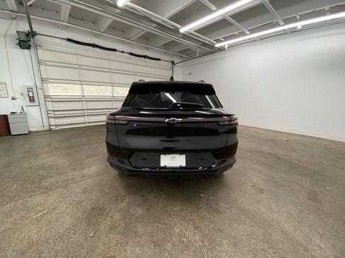 Used 2024 Chevrolet Equinox EV RS image 5