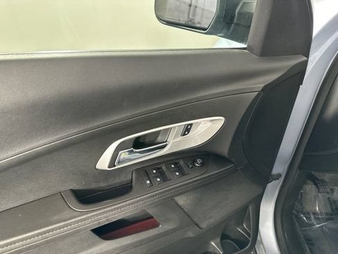 Used 2014 Chevrolet Equinox LS AWD/4WD image 18