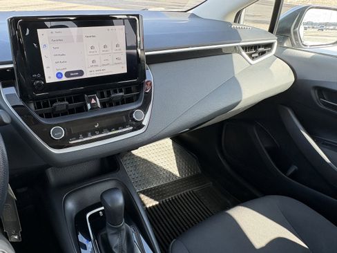 Certified 2024 Toyota Corolla LE image 9