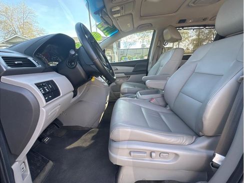 Used 2011 Honda Odyssey Touring image 14