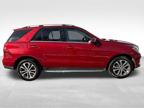 Used 2017 Mercedes-Benz GLE 350 GLE 350 w/ Parking Assist Package image 4