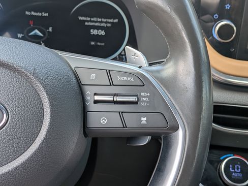 Used 2021 Hyundai Sonata Limited image 24