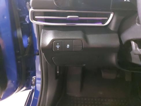 Certified 2024 Hyundai Elantra SEL w/ Convenience Package FWD image 27