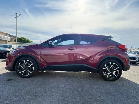 Used 2018 Toyota C-HR XLE FWD image 10