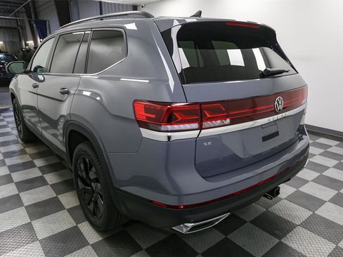 New 2026 Volkswagen Atlas SE image 9