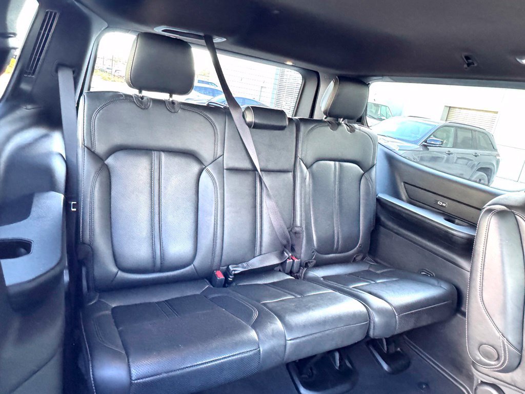 Used 2025 Jeep Wagoneer Series II AWD/4WD image 27