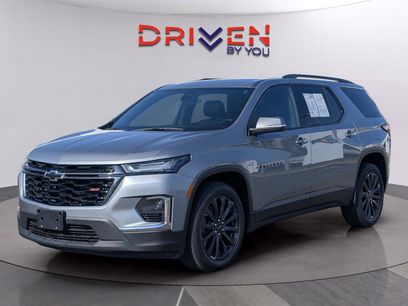 Used 2023 Chevrolet Traverse RS