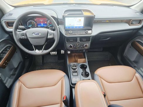 Used 2023 Ford Maverick Lariat w/ Lariat Luxury Package image 10