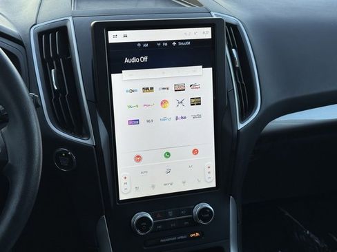 Certified 2024 Ford Edge SEL w/ Convenience Package image 3