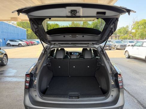 Used 2026 Nissan Kicks SR FWD image 30