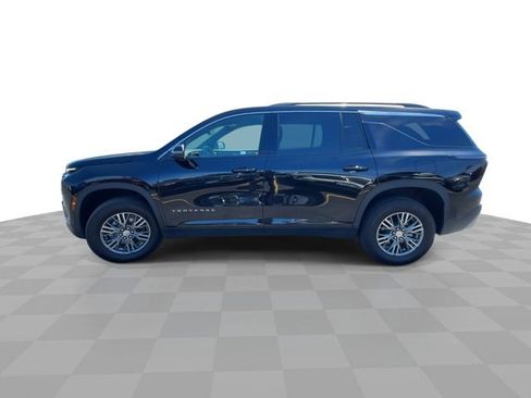 Certified 2025 Chevrolet Traverse LT FWD image 5