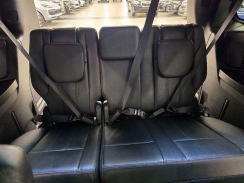 Used 2019 Dodge Grand Caravan GT FWD image 39
