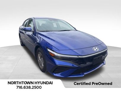 Used 2025 Hyundai Elantra SE