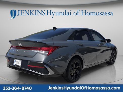 New 2026 Hyundai Elantra SEL Sport Premium FWD image 4