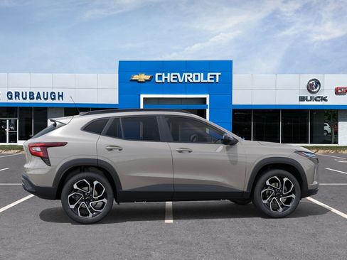 New 2026 Chevrolet Trax RS image 5