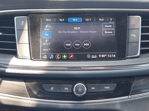 Used 2021 Buick Enclave Essence w/ Sport Touring Edition FWD image 14