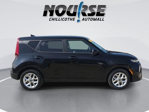 Used 2020 Kia Soul S FWD image 9