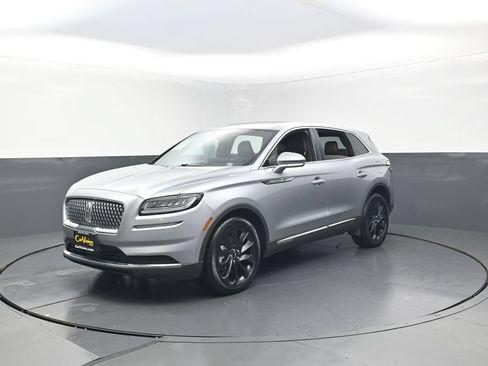 Used 2023 Lincoln Nautilus Reserve w/ Cargo Utility Package AWD/4WD image 41