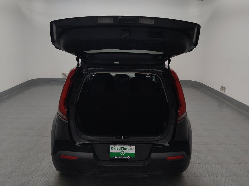 Used 2020 Kia Soul LX FWD image 29