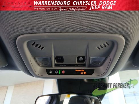 Used 2024 Chevrolet Malibu LT image 29