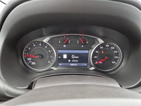 Used 2024 GMC Terrain SLE w/ Driver Convenience Package image 30