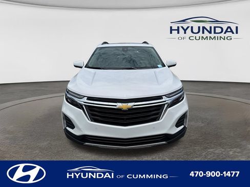 Used 2024 Chevrolet Equinox LT FWD image 2
