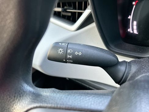 Used 2026 Toyota Corolla LE FWD image 19