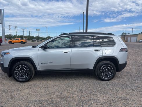 New 2026 Jeep Cherokee Limited AWD/4WD image 8