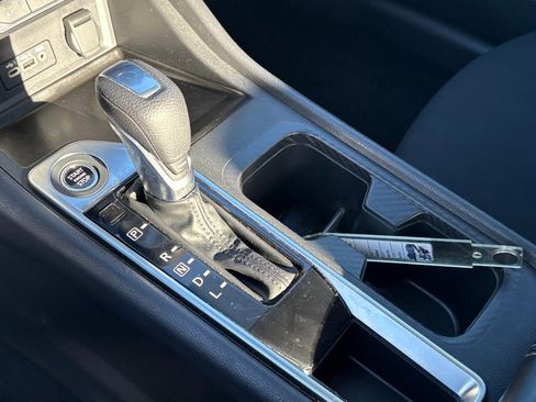 Certified 2024 Nissan Sentra SV image 22